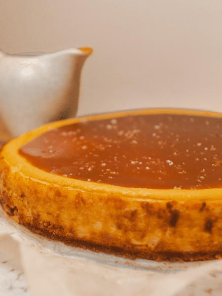 TARTA DE QUESO Y CARAMELO SALADO